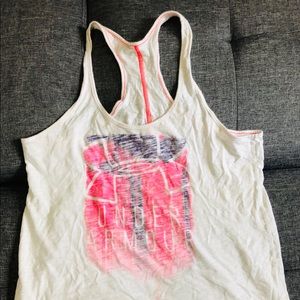 Under Armor muscle tank